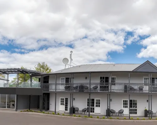 Clouds Montville Hotels in Nambour