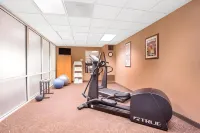 Days Inn by Wyndham Wellington Fort Collins Area - Gym