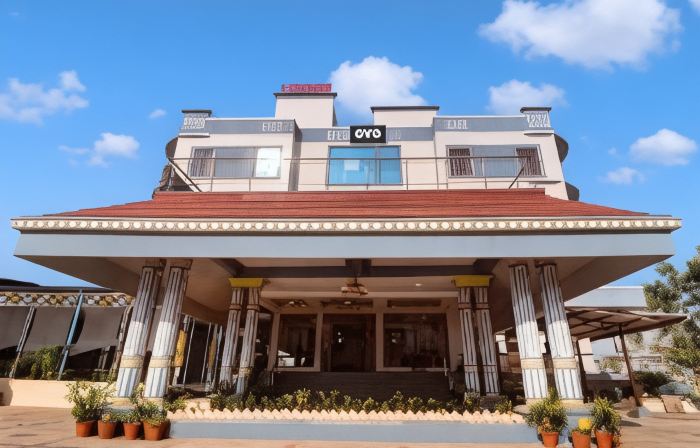 Hotel Partha International