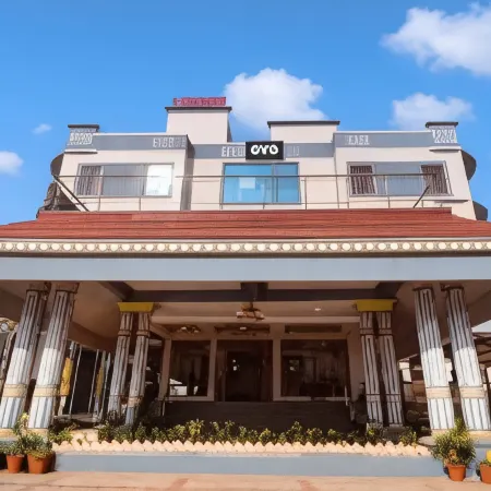 Hotel Partha International