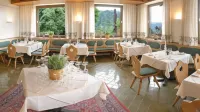 Hotel Schöne Aussicht - piscine