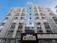 Hotel Lords Mumbai Hotels near RBI