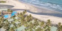 Sunset Beach Hotel - شاطئ