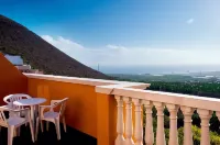 Coral Los Silos - Your Natural Accommodation Choice - Ocean View