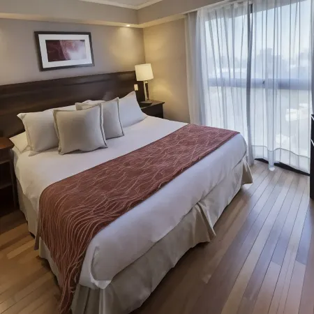 Premium Tower Suites
