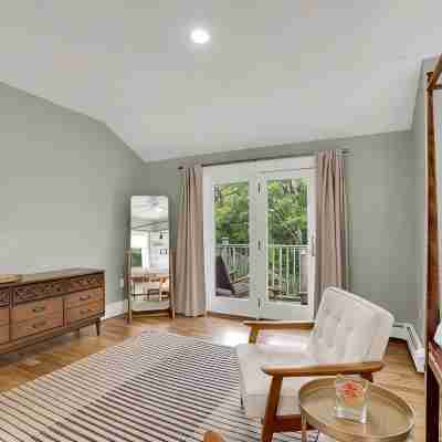 Family friendly home in heart of Cape Porpoise Rooms