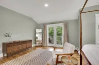 Family friendly home in heart of Cape Porpoise - balcony