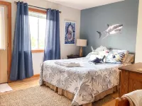 500 Feet to the Beach, Full House with Stocked Kitchen, Linens & Beach Supplies - 4-stjärniga