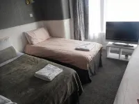 Iona Hotel - Bed and Breakfasts