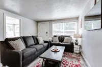 Remodeled 2 bdrm duplex near the U of O - Apartments