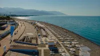 Barhatnyie Sezonyi Semeyniy Kvartal Hotel - Beach