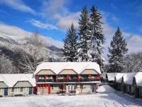 Alpine Inn & Suites فنادق في نيلسون