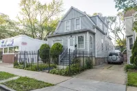 Exquisite Rogers Park 1bd/1bath Apt. Near Evanston - Condos