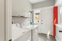 Modern condo in the heart of Uptown Butte - Unit B