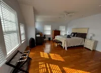 New Listing!  Beautiful, new, luxurious house just steps to the beach - Homestays