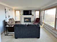 Quiet and convenient home with a view - Wifi