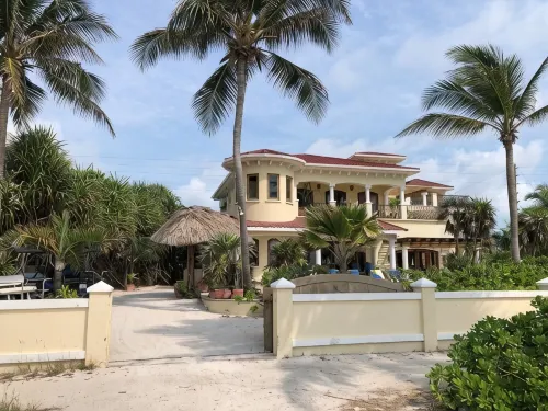 Ocean Front Private Villa with Pool - Villas