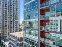 Downtown Chic Retreat | Elegant + Free Parking - Bungalows