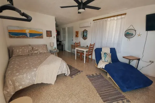 Rustic Private Studio - Wi-Fi