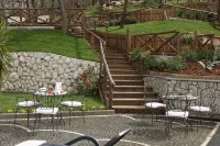 Hotel Prestige - Baarit