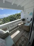 Affordable Solar powered 2-Bedroom Haven with Washer/Dryer, near Red Hook! - Wifi