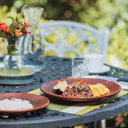 Cedrela Eco-Lodge & Restaurante
