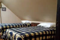 Lakefront Chalet - Lakeside Fire Pit / BBQ / Pet Friendly