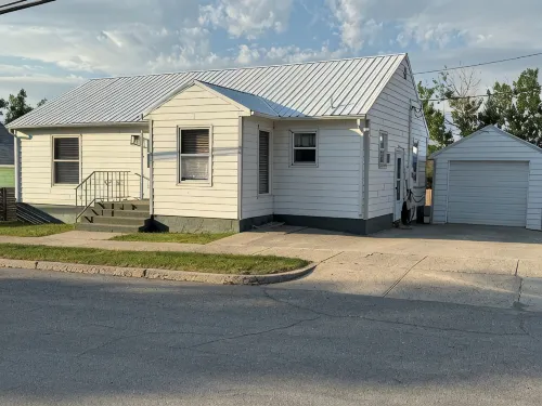 Sixty minutes to Glacier Park! Family friendly house. - 3성급