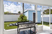 House in Melbourne With Pool - 3-Star