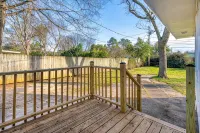 Fully Stocked and Spacious 2 Master Bdrms LOCATION, COMFORT, LUXURY -  Privatzimmer