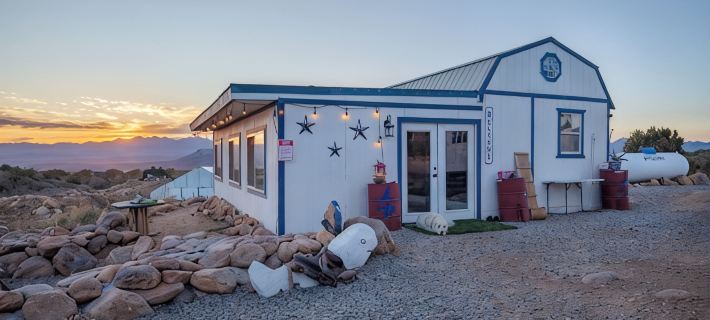 The Eagle's Nest: Experience Arizona Agritourism Hotels in Mohave County