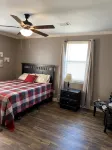 Farmhouse with easy access to state parks, lake, golf course - 3-Star