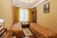 Kristall Hotel - 3-Star