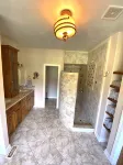 Spacious waterfront farmhouse with amazing views and kayaking - Jacuzzi
