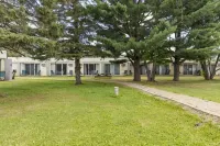 Ambassador Motel - 2 Sao