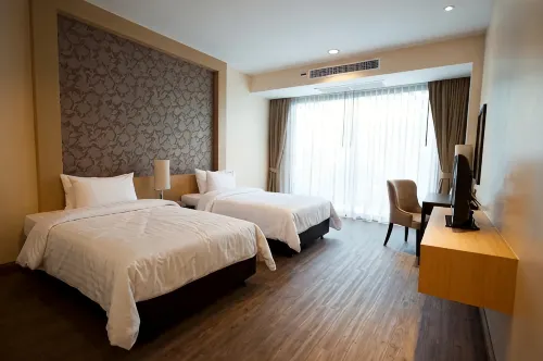 Hotel Manor Luxe Near Airport - Quầy Bar