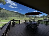Spirit Bear Chalet: Your Home Away From Home in Angel Fire, NM - 3 ดาว
