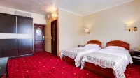 Golitsin Club Hotel - parking