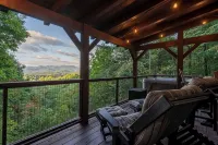 Cozy 2-bedroom cabin in beautiful Blairsville with AC, WiFi - Feriehus