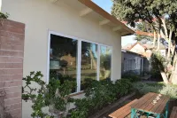 Birdies, Beaches and Butterflies in Pacific Grove! Pet Friendly-Premier Location - 3-Star