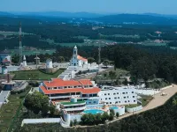 Sao Felix Hotel Hillside & Nature Hotels near شاطئ كارفاليدو (Carvalhido Beach)