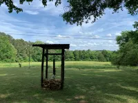 Experience staying in a late 1800’s cabin. Located near the Tennessee River - Feriehus