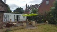 Gatwick Castle B&B - 3 stelle