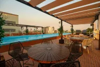 Five Hotel & Residences - Pools