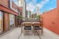 Iconic Warehouse Apartment~CBDEdge~2Bed/2Bath/1Car - 3-Star