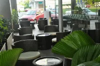 塔特廣場酒店 - 3星級