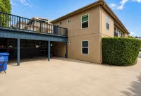 LA JOLLA SHORES PAD - Condos