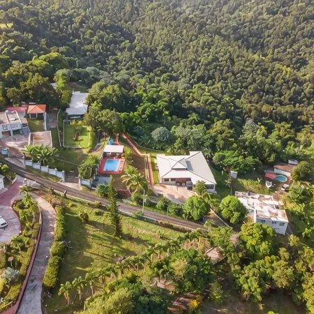 Mountain Ranch 7 Bedroom Nature lovers Retreat Edit