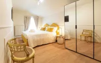 Dimora Paolina charming villa with secret garden, in the historical center of Lucca - Bungalow