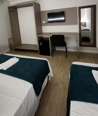 Hotel Campo Grande - Pools